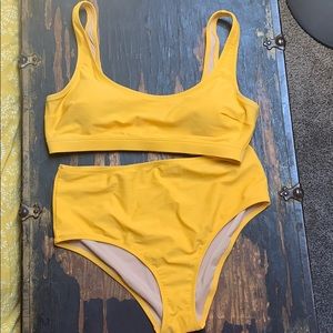 Two piece high-waist swimsuit